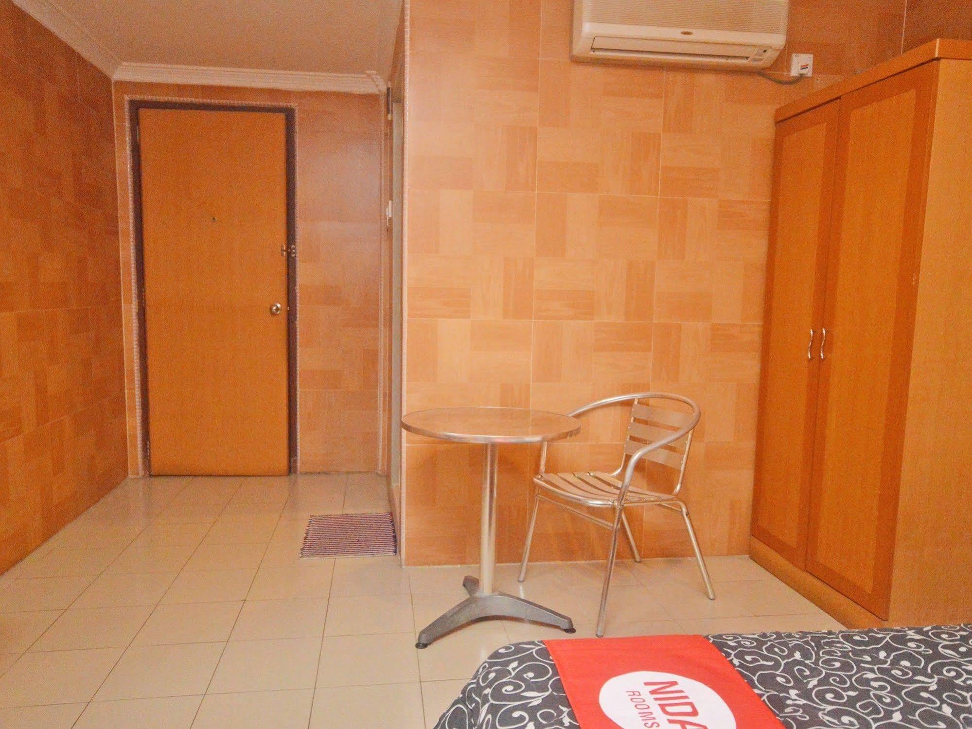 Nida Rooms Nagoya Business Center Batam Exterior foto